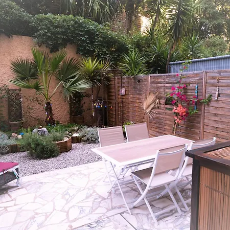 Grande Et Belle D'hote Avec Jardin Apartment Le Cannet